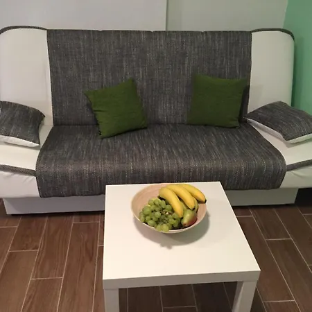 Отель Colors Of Where The Sea Is Near By 2*