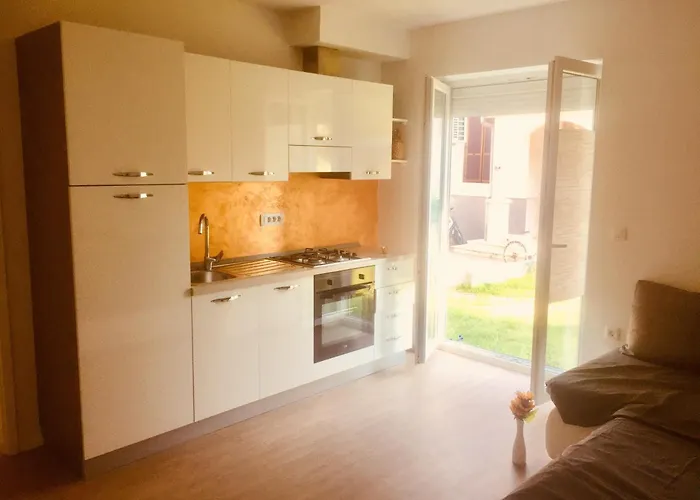 Hotel Colors Of Where The Sea Is Near By