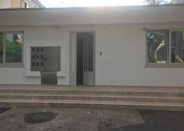 ホテル Colors Of Where The Sea Is Near By 2*